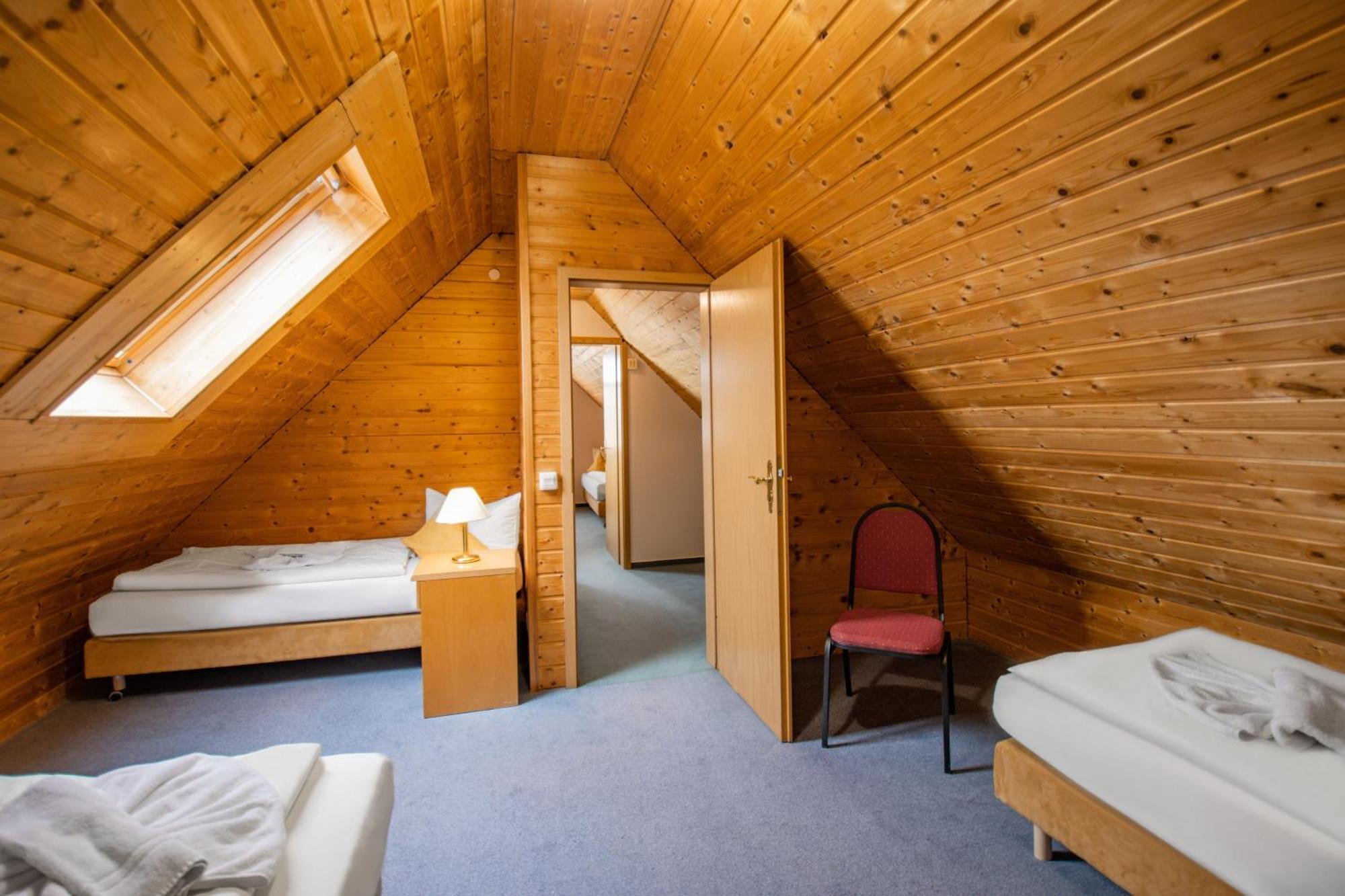 Mülsen Hotel Garni Zwickau-Mosel מראה חיצוני תמונה