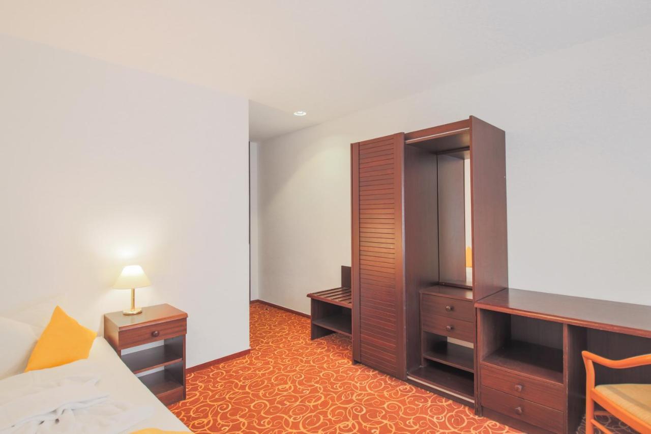Mülsen Hotel Garni Zwickau-Mosel מראה חיצוני תמונה