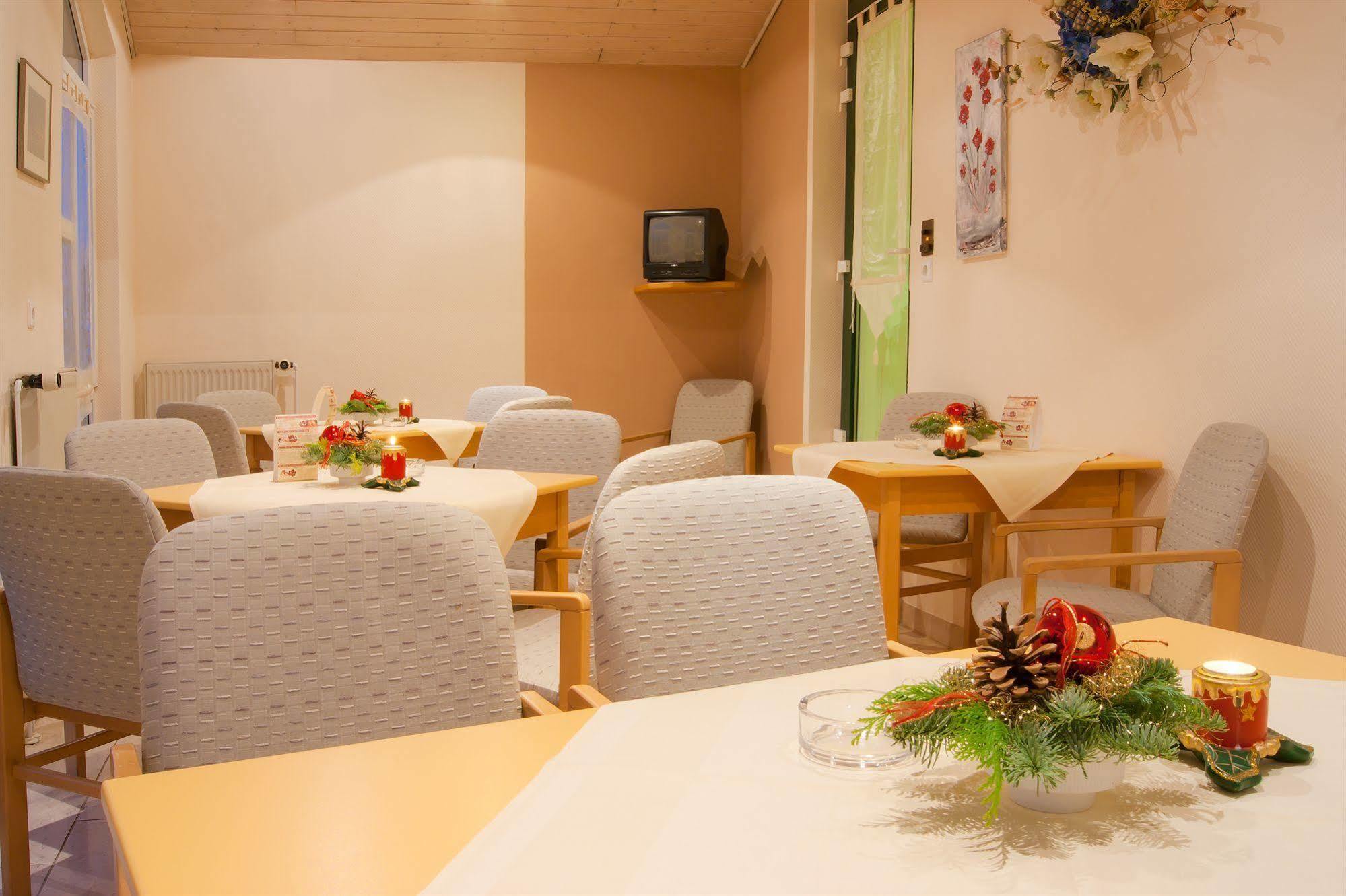 Mülsen Hotel Garni Zwickau-Mosel מראה חיצוני תמונה